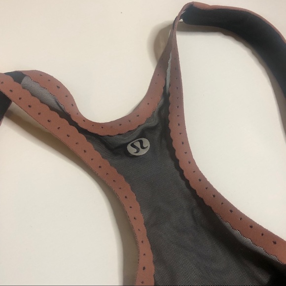 Lulu Lemon Sports Bra with detailing 🎀 RARE - Picture 4 of 6